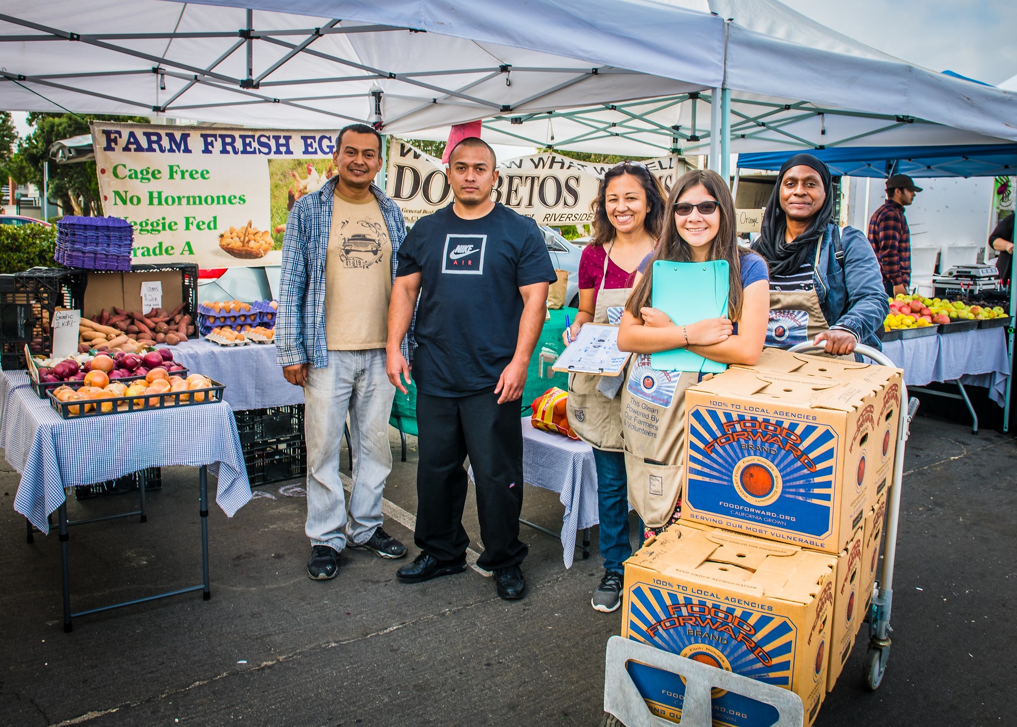 Food Forward Collects 11 Tons of Food At Harbor Farmers Market to Fight